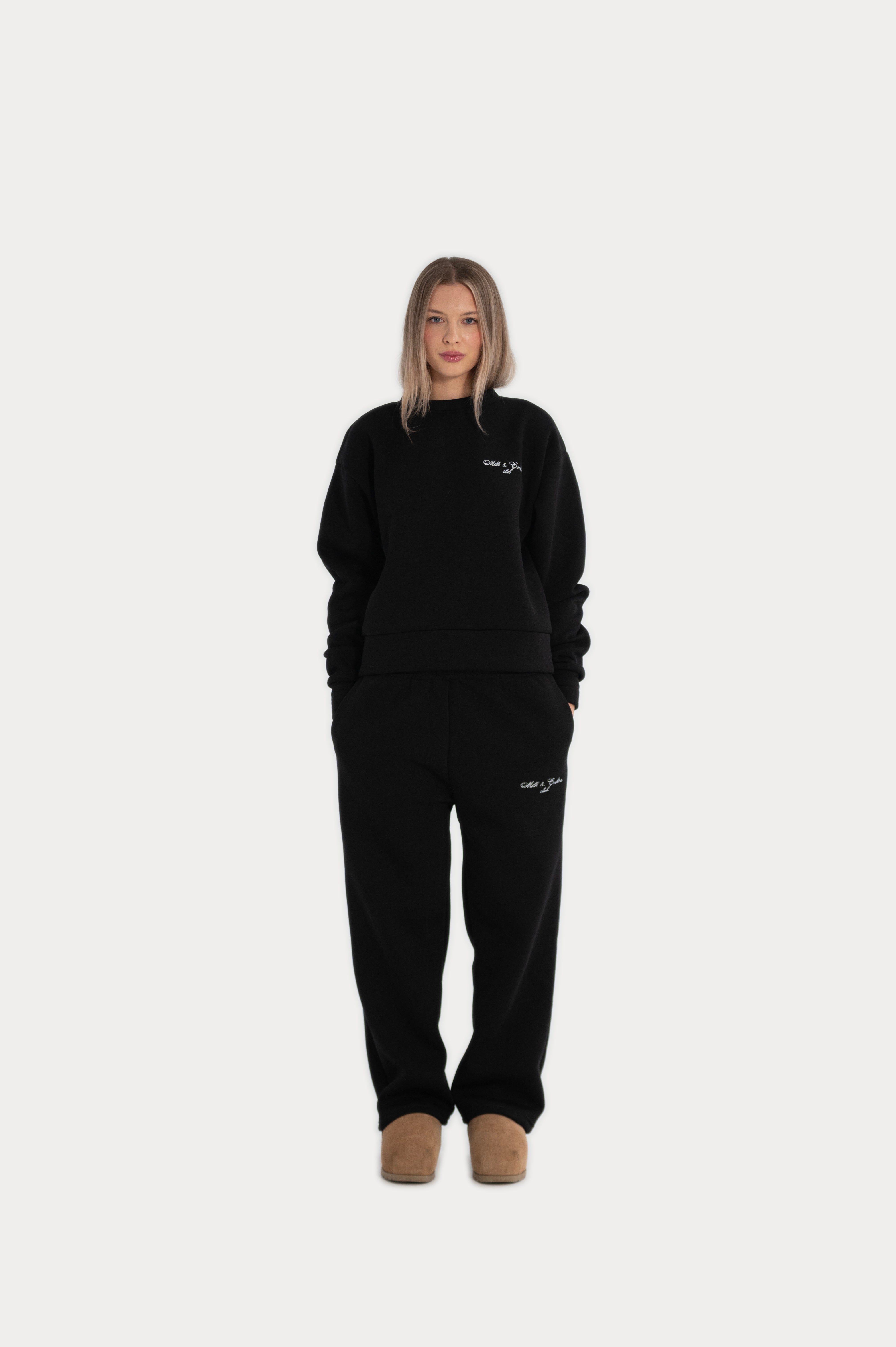 "MILK AND COOKIES CLUB" SWEATPANTS - BLACK