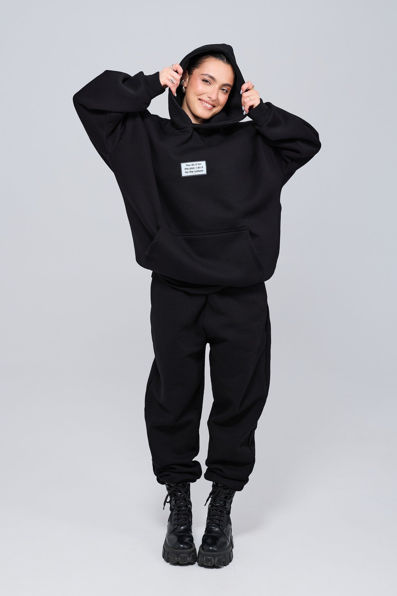 "CULTURE" HOODIE - BLACK